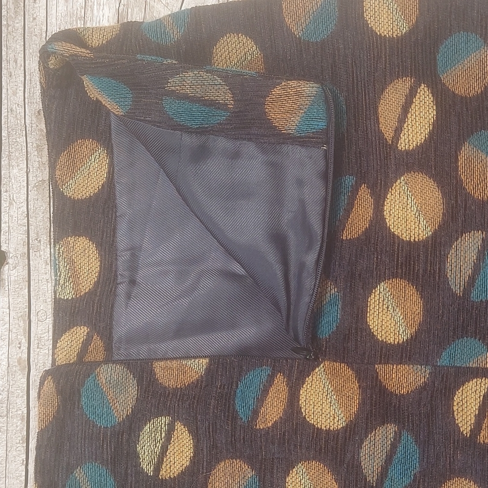 Trucco Circle Pattern Mini Skirt - Picture 3 of 4